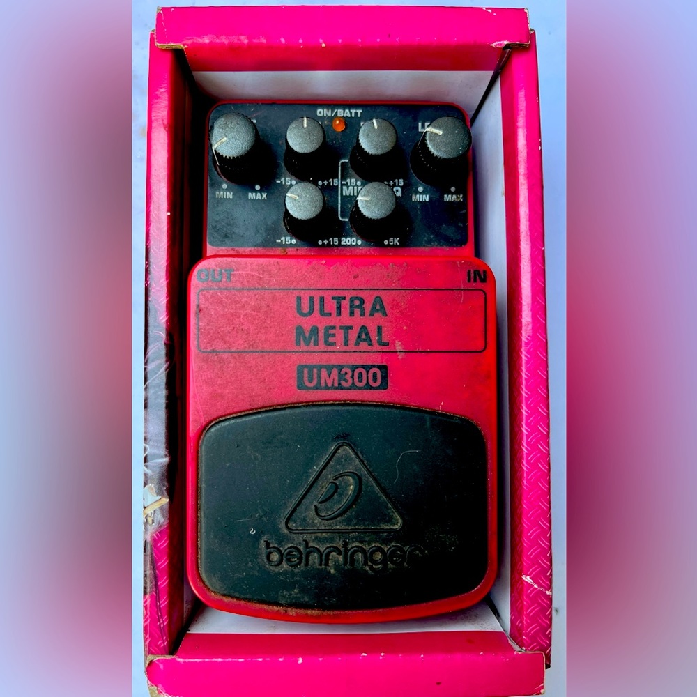 Heavy metal distorsión effects pedal